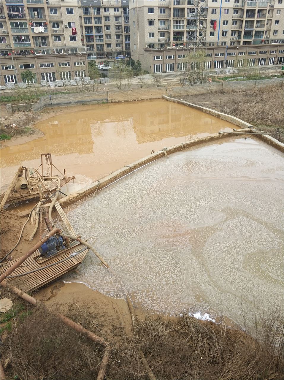 同心沉淀池淤泥清理-厂区废水池淤泥清淤
